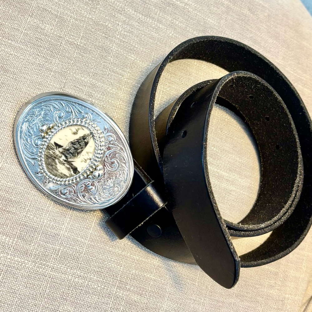 Men's Black Full Grain Leather Belt Size 44 With Heavy Silver Buckle, Scrimshaw